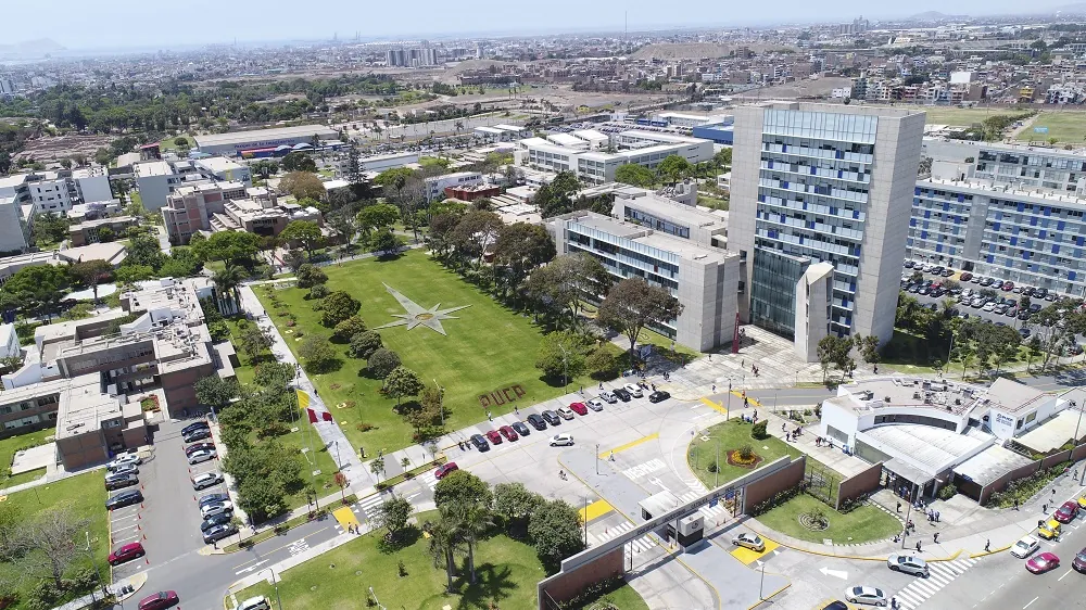 Vista aérea del campus PUCP